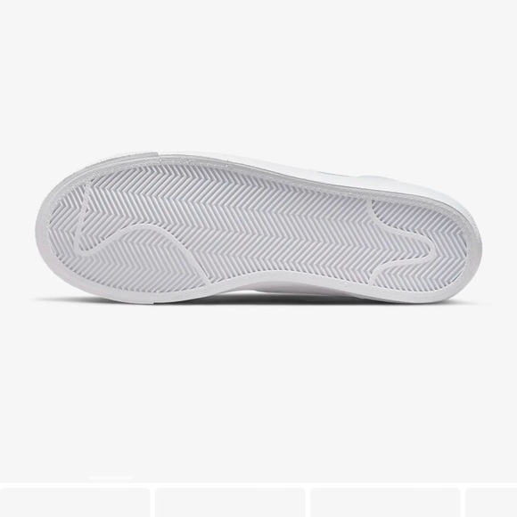 Nike Blazer Mid ‘77 Pink and White. Beautiful. High top - Picture 3 of 8